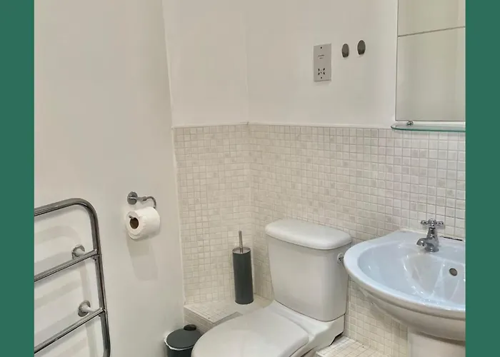 Апартаменти Britannia Light Night Haven